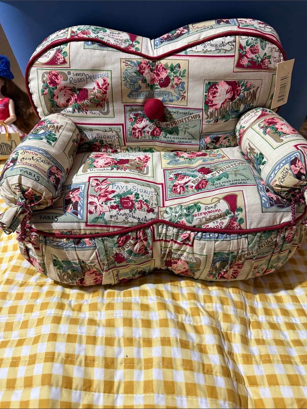 NWT Perfect  Jumbo Barbie/Disney/Doll Couch in floral Patchwork Upholstered